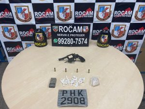 Imagem da notícia - Rocam apreende homem em posse de arma e drogas no bairro São José