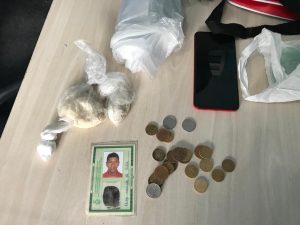 Imagem da notícia - Homem é detido no Monte das Oliveiras com trouxinhas de entorpecentes