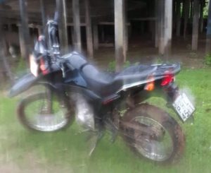 Imagem da notícia - PMs resgatam motocicleta com restrição de furto em Tabatinga