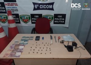 Imagem da notícia - No bairro Cidade, Polícia Militar detém dupla por tráfico de drogas