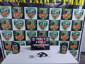 Imagem da notícia - Polícia Militar prende homem com arma de fogo e drogas