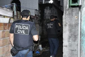 Imagem da notícia - PC cumpre mandado de prisão por homicídio de adolescente em Coari