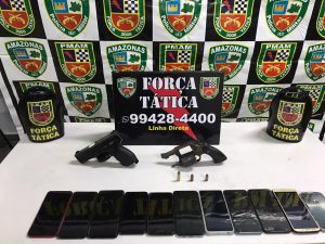 Imagem da notícia - PM prende 13 e apreende mais de 1,6 mil porções de drogas
