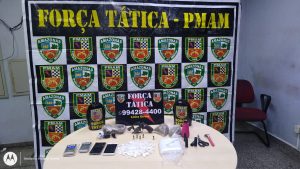 Imagem da notícia - No bairro Compensa 2, PM detém jovens por tráfico de drogas