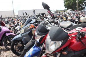 Imagem da notícia - Detran-AM leiloa mais de 3.600 veículos e bate recorde em 2020