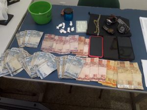 Imagem da notícia - 3º GPM detém dois homens por furto em Fonte Boa