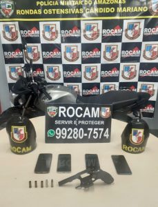 Imagem da notícia - Rocam prende homem com arma de fogo e celulares roubados no Zumbi