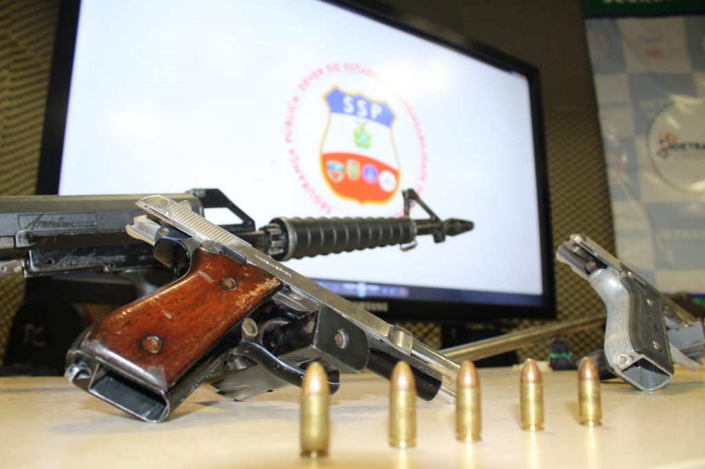 Foragido da justiça é recapturado com sete armas