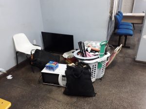 Imagem da notícia - Polícia Militar detém três jovens por furto no Nova Cidade