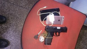Imagem da notícia - Polícia detém homem e apreende adolescente por roubo na Cidade Nova