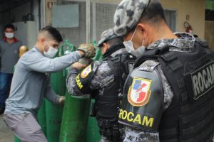 Imagem da notícia - Hospitais públicos recebem abastecimento de 100 cilindros de oxigênio