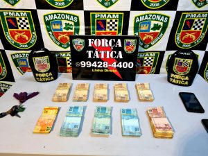 Imagem da notícia - Força Tática prende dupla por roubo e apreende R$ 51 mil