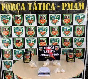 Imagem da notícia - Polícia Militar detém homem ligado ao tráfico de drogas na Compensa 2