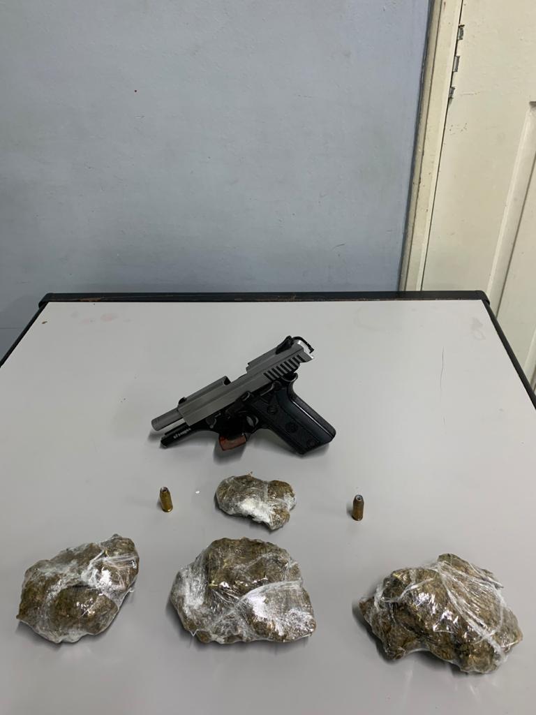 O homem foi levado ao 1° DIP.