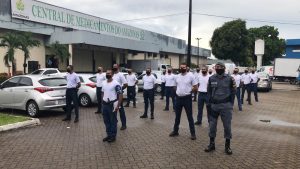 Imagem da notícia - PM fazem transporte e segurança de 150 cilindros de oxigênio