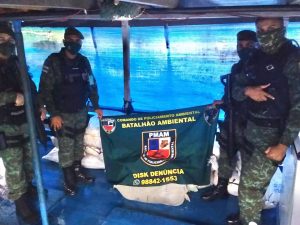 Imagem da notícia - Polícia Militar apreende 1,5 toneladas de pescado ilegal em terminal