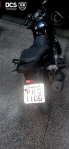 Imagem da notícia - PMs apreendem moto utilizada em roubos na zona centro-oeste