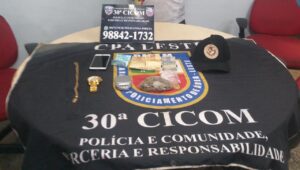 Imagem da notícia - Polícia Militar detém homem por tráfico de drogas no  Valparaíso