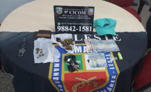 Imagem da notícia - Polícia Militar prende dupla por tráfico de drogas na zona leste