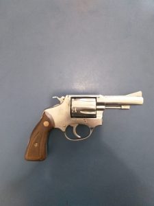 Imagem da notícia - Polícia Militar detém homem por porte ilegal de arma de fogo no Japurá