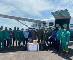 Imagem da notícia - SSP-AM realiza transporte aéreo de insumos médicos e vacinas para Eirunepé