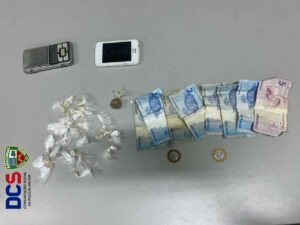 Imagem da notícia - Jovem é preso em posse de entorpecentes no bairro Cidade de Deus