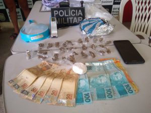 Imagem da notícia - Homem e mulher são presos por tráfico de drogas em Benjamin Constant