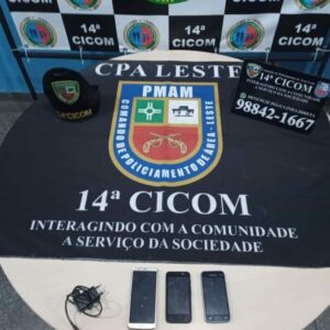 Imagem da notícia - Polícia Militar detém dupla e recupera celulares roubados em ônibus