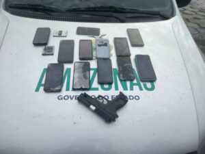 Imagem da notícia - PM detém jovem por roubos em paradas de ônibus na zona norte