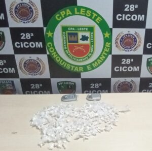 Imagem da notícia - Jovem é detido pela PM com 280 porções de drogas na zona leste