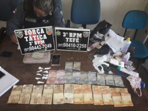 Imagem da notícia - Polícia Militar detém casal por tráfico de drogas, em área portuária de Tefé