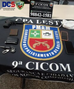 Imagem da notícia - PM apreende adolescente e detém homem por roubo com uso de simulacro