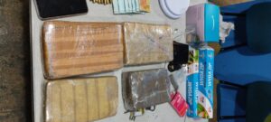 Imagem da notícia - Casal é preso com munições e mais de 4 quilos de drogas em Borba