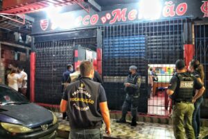 Imagem da notícia - CIF fecha 43 estabelecimentos que descumpriam decreto governamental