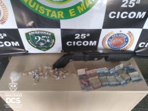 Imagem da notícia - Polícia Militar prende 21 pessoas e apreende cinco armas de fogo