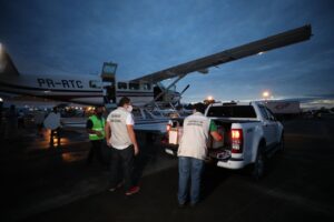 Imagem da notícia - Entrega de vacinas executada pela Casa Militar já contemplou 30 municípios