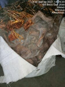 Imagem da notícia - PC prende dois por furto e apreende uma tonelada de metal e cobre