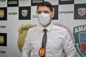 Imagem da notícia - Policiais civis do 10° DIP prendem homem condenado a nove anos e quatro meses por roubo