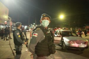 Imagem da notícia - Operação “Pela Vida” detém dois infratores e apreende arma de fogo no Jorge Teixeira