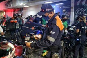 Imagem da notícia - Polícias recuperam doze veículos com restrição de roubo e furto no AM