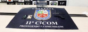 Imagem da notícia - PM detém homem com arma branca e celulares roubados na zona oeste