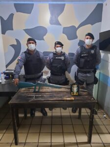 Imagem da notícia - PM detém homem por posse ilegal de arma de fogo em Beruri