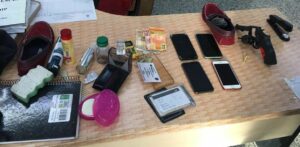 Imagem da notícia - Polícia Militar detém dois homens por assaltos na zona oeste