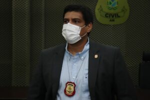 Imagem da notícia - PC-AM  prende dois indivíduos por roubo a ônibus do transporte coletivo