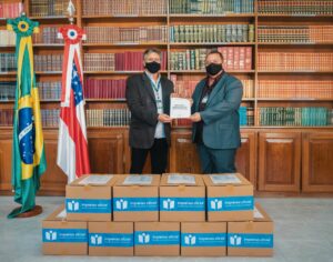 Imagem da notícia - Imprensa Oficial comemora Dia do Livro doando 340 exemplares para SSP