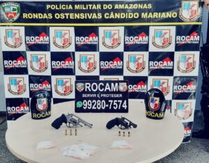 Imagem da notícia - PM detém dupla por tráfico de drogas e porte ilegal de arma