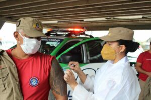 Imagem da notícia - Mais 359 profissionais da segurança  são imunizados nesta quarta-feira