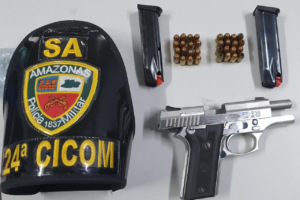 Imagem da notícia - PM prende homem com tornozeleira eletrônica portanto arma de fogo