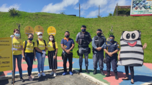 Imagem da notícia - PM participa de ação para orientação de condutores e pedestres