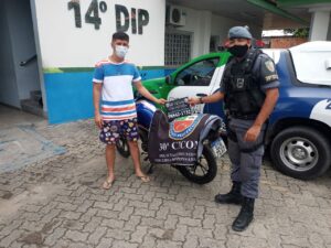 Imagem da notícia - 30ª Cicom recuperam motocicleta roubada